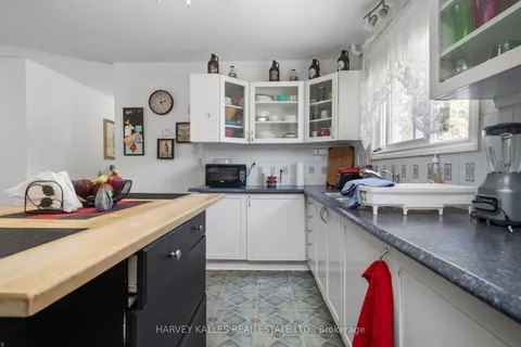 17 Kleinsteuber Park Road, ON K0K 2T0