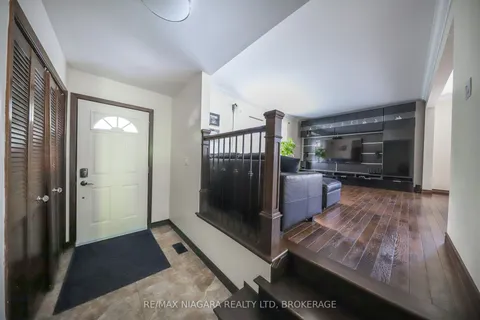 19 Jessica Drive, ON L2M 6V9