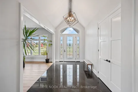 46 Westlake Court, ON K0M 1G0