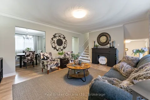 387 Lee Avenue, ON N2K 2G2