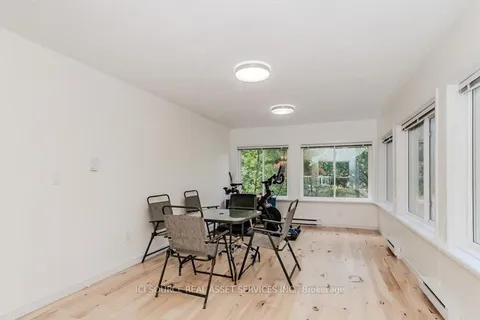 9 Indian Crescent, ON P0B 1J0