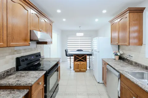 195 Brunswick Avenue, ON N6G 3K6