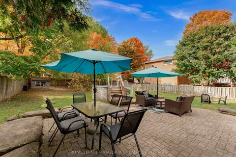 80 Hickory Street, ON K7G 2P5