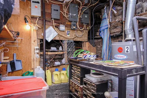 166 West Street, ON K8V 2M7