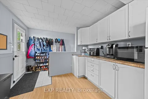 377 Lisgar Avenue, ON K7V 3N3