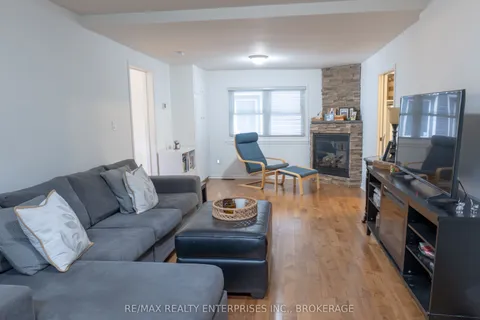 10 Antwerp Street, ON L2S 1J8