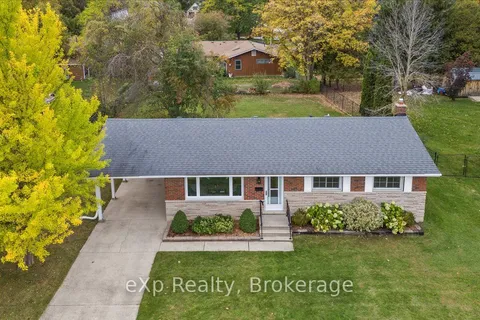 158 6th Avenue, ON N4N 2E4