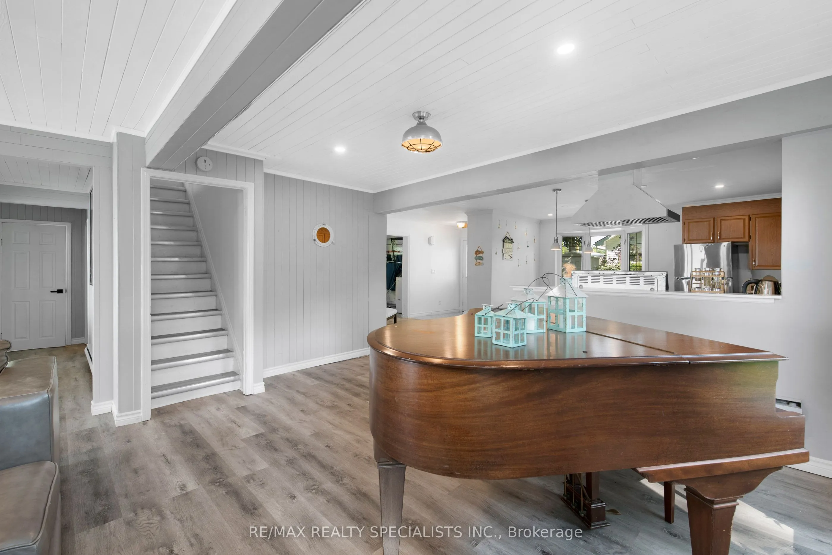 659 McCracken Road, ON N9Y 2N9