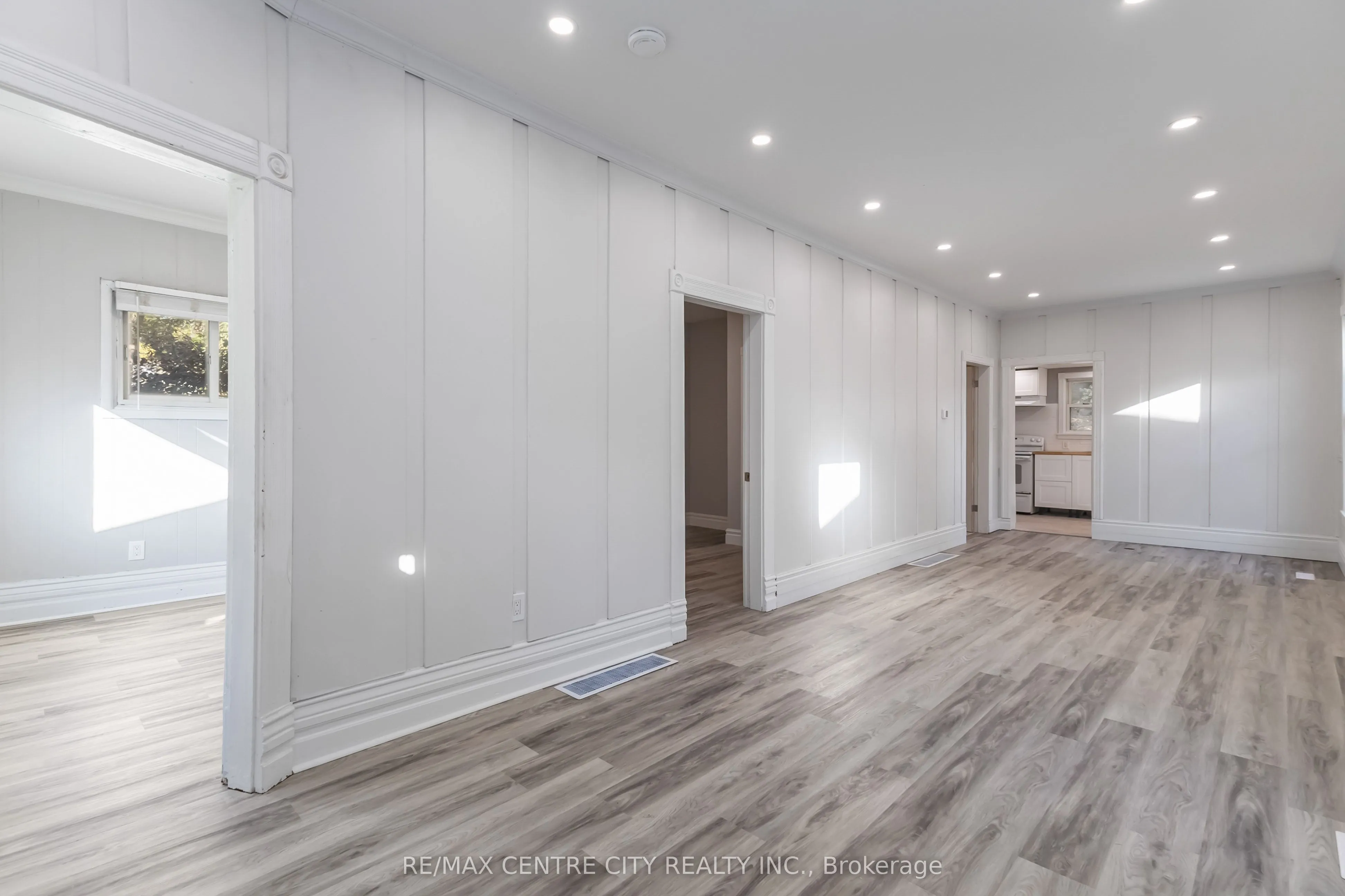 97 Walnut Street, ON N6H 1C3