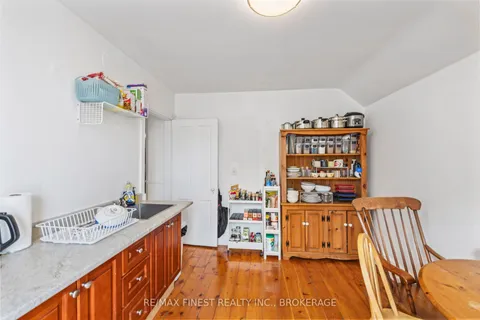 202 Montreal Street, ON K7K 3G4