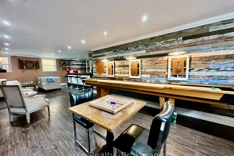 85 10th Street, ON N4N 1M9