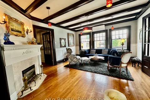 85 10th Street, ON N4N 1M9