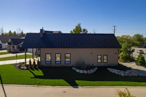 2 Marshall Place, ON N0H 2L0