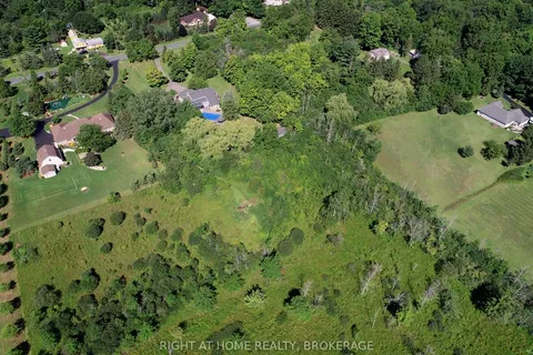 V/L ROSEHILL Road, ON L2A 5M4