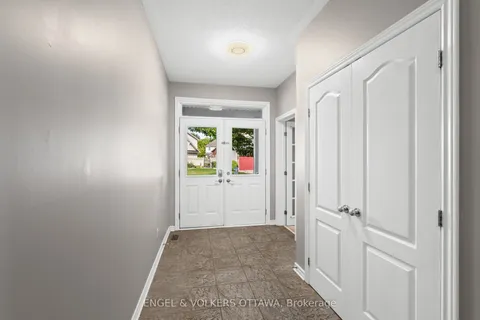 98 Anfield Crescent, ON K2G 7B7