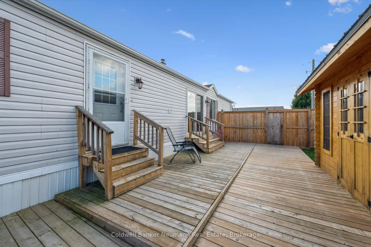 5 Walnut Way, ON N0B 2J0