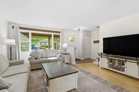 23 Glengrove Avenue, ON L3M 4L6