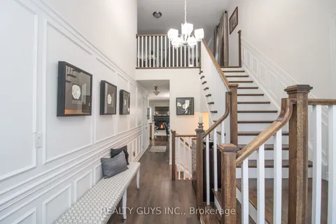 570 Grange Way, ON K9H 0G5