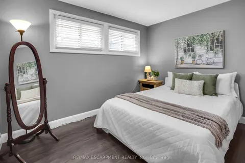 230 St. Catharines Street, ON L0R 2A0