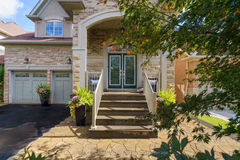 21 Shade Forest Trail, ON L9B 0E5