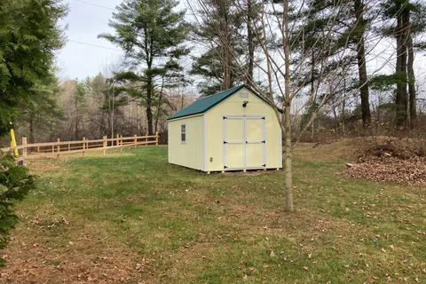 465K Lyndhurst Road, ON K0E 1N0