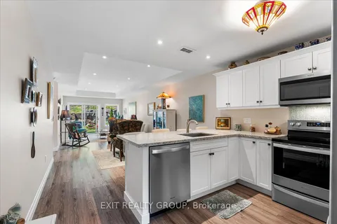 20 Gladstone Street, ON K0K 2K0