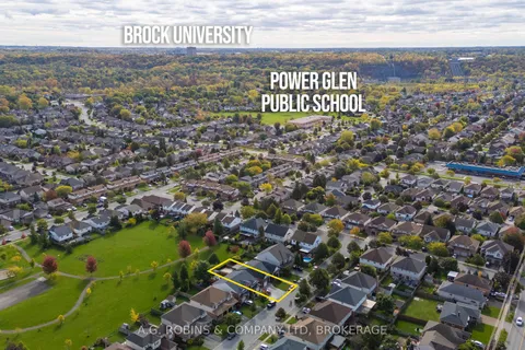 8 McBride Drive, ON L2S 3Y4