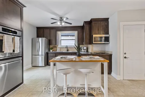 187 West 2nd Street, ON L9C 3G2