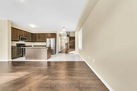 32 Mccargow Drive, ON N3W 0C3