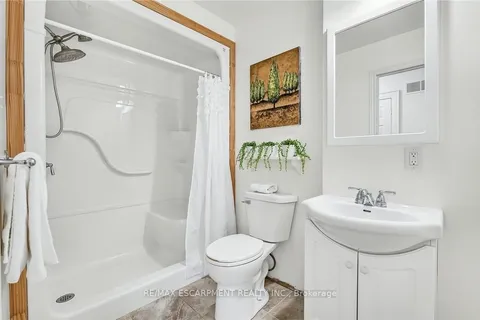 483 Harvest Road, ON L9H 5E2