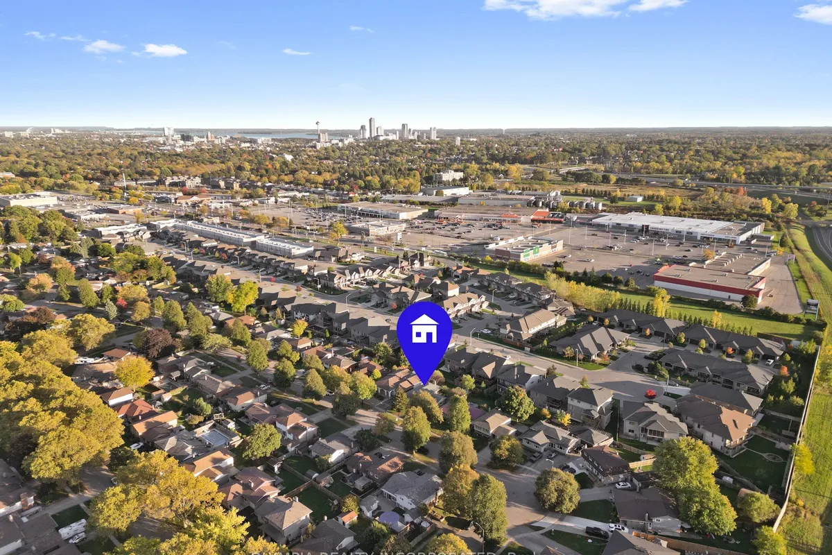 7238 Parkdale Street, ON L2E 5P3