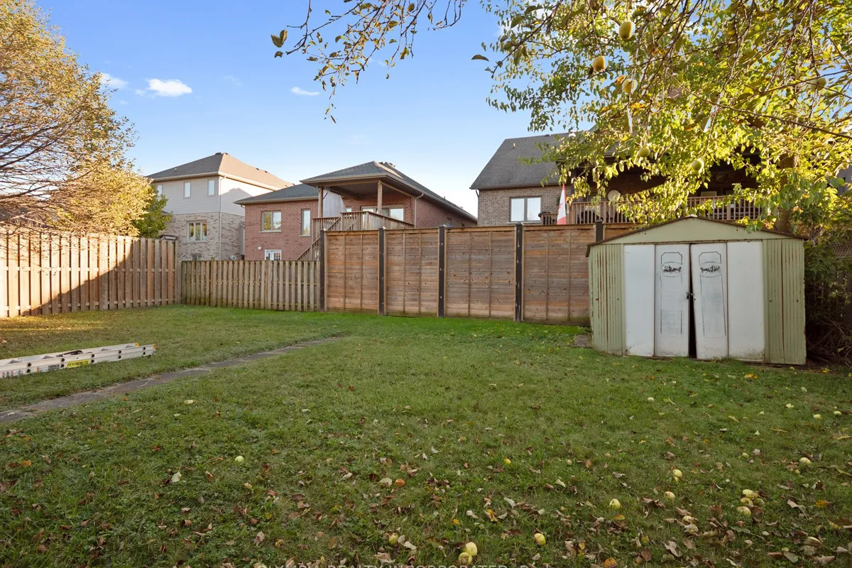 7238 Parkdale Street, ON L2E 5P3