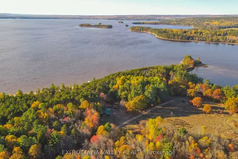 6 Grannys Lane, ON K0J 2A0