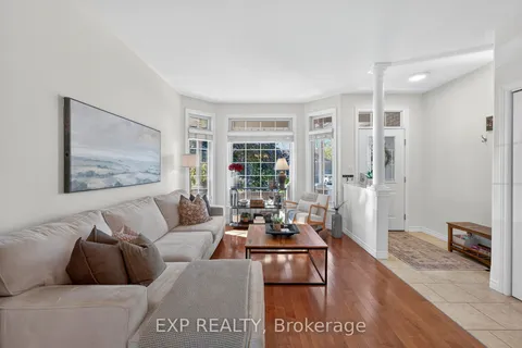 7 Gardiner Street, ON K8N 0L8