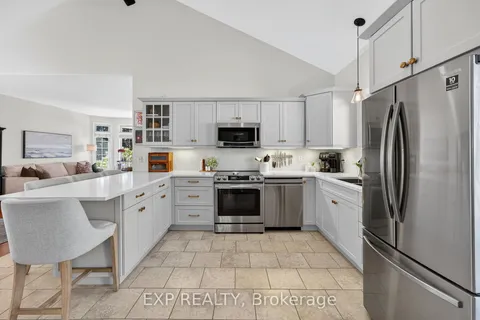 7 Gardiner Street, ON K8N 0L8