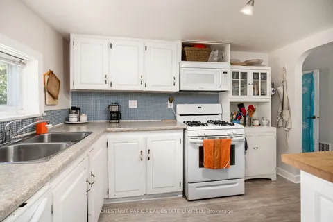 9 East Mary Street, ON K0K 2T0