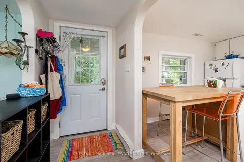 9 East Mary Street, ON K0K 2T0