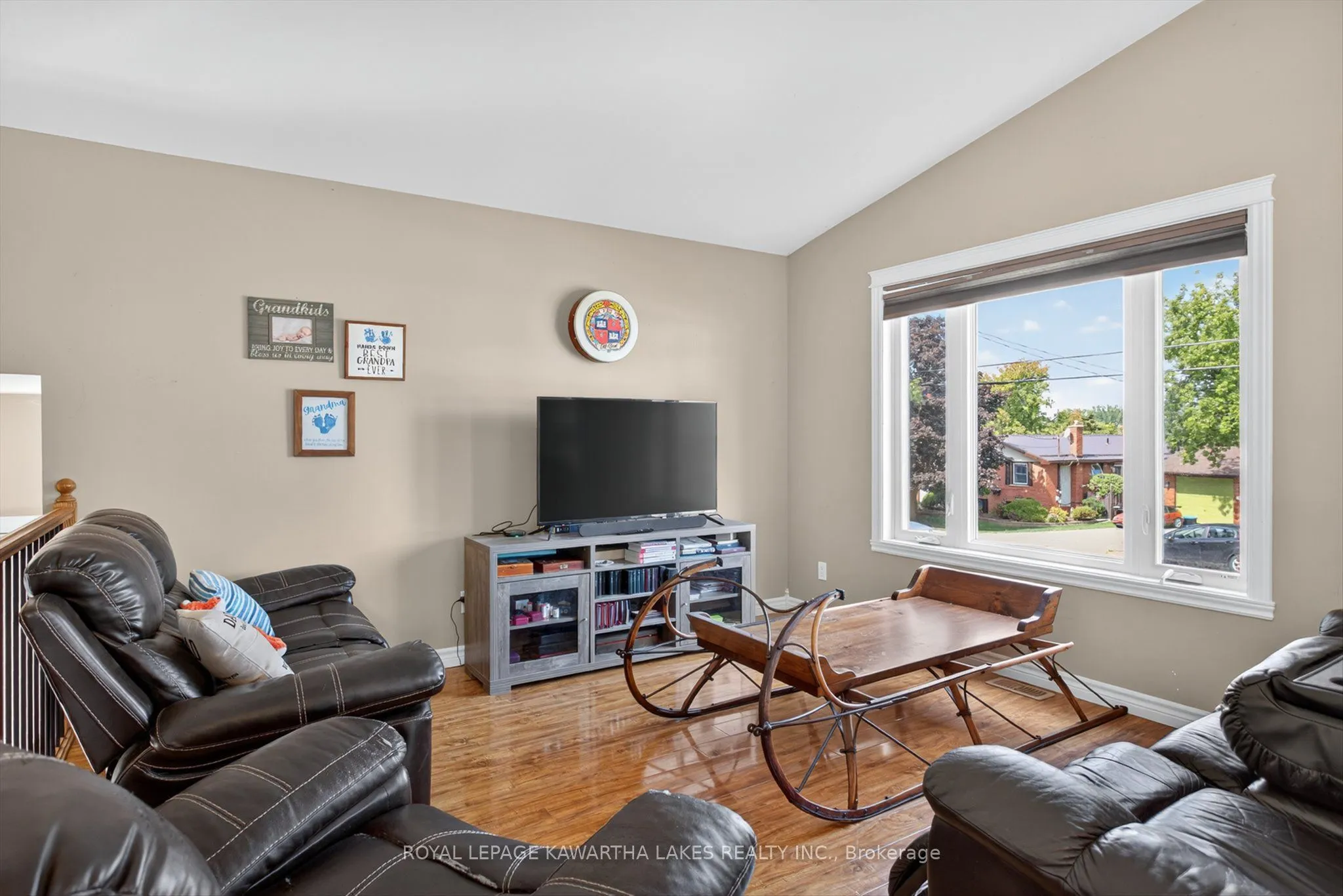 21 Hillside Drive, ON K9V 1A3