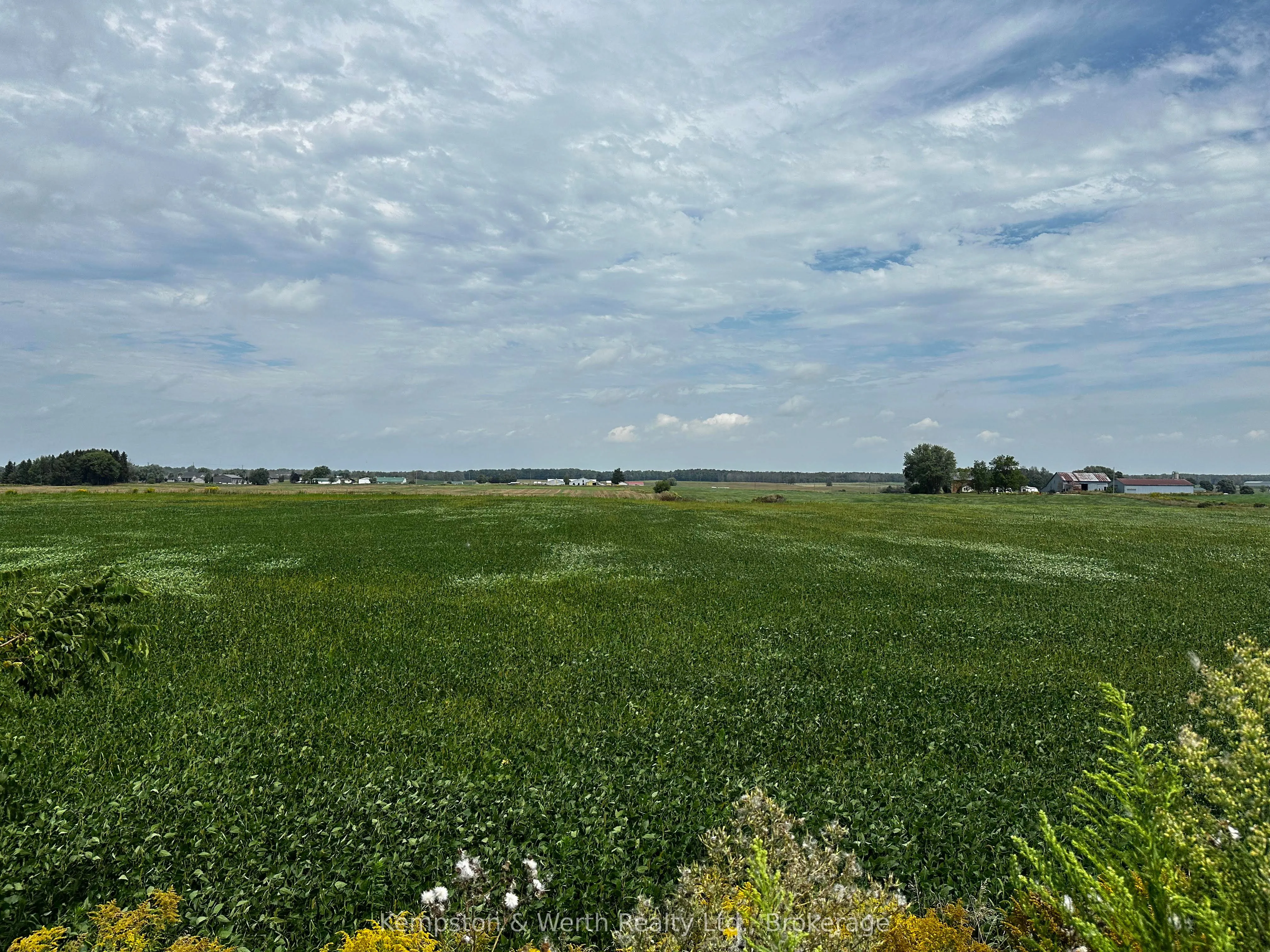 1052 Walton Avenue, ON N4W 3S2