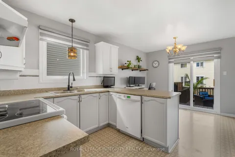 589 Pocono Crescent, ON K4A 3J6