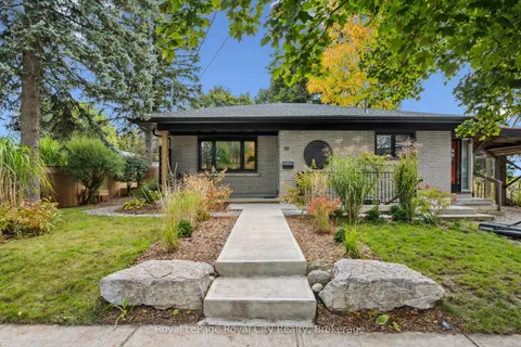 20 Highview Place, ON N1H 1M7