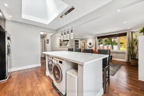 20 Highview Place, ON N1H 1M7