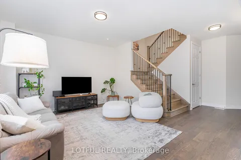 82 Lilac Circle, ON N3W 0H6