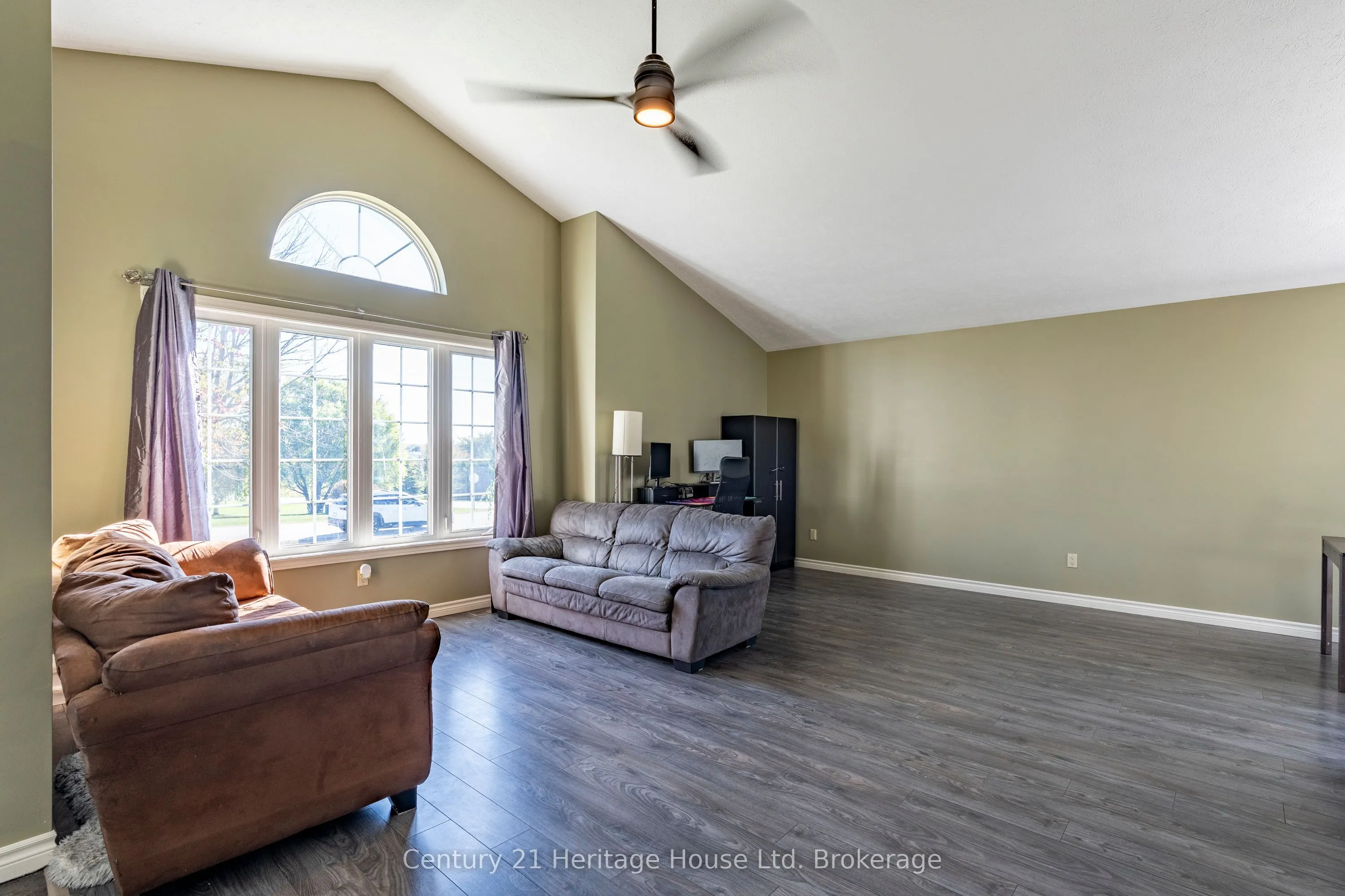 1093 Walker Street, ON N0G 2X0