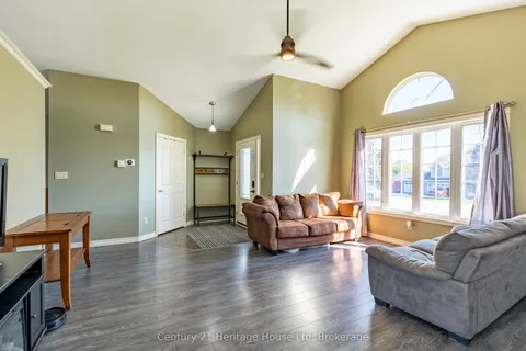 1093 Walker Street, ON N0G 2X0