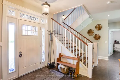 1422 Muskoka Rd 118 Road, ON P1L 1W8