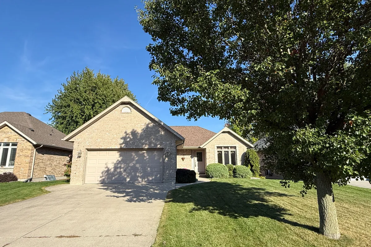 126 STATHIS Boulevard, ON N7S 5T5