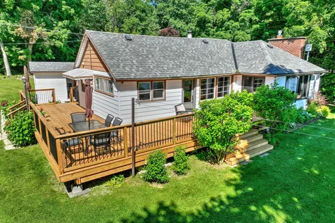 210 Wrenhaven Road, ON K0M 1N0