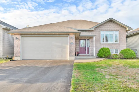 18 Fox Den Drive, ON K0K 1H0