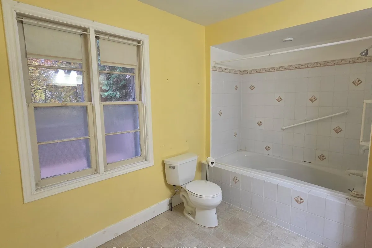 166 Birmingham Street, ON N0G 2L2